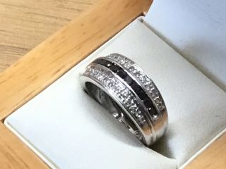 A Vintage 9ct White Gold Ring Set With Black And Clear Diamonds,  Size K
