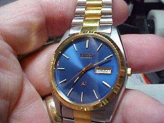 Vintage Mans Seiko Quartz Watch Blue Dial T/t Gold/s/s Model 5y23 - 8029 Supe