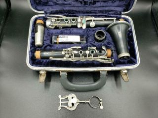 Vintage Conn Clarinet With Case And 2 Mouthpieces (conn & Gigliotti)