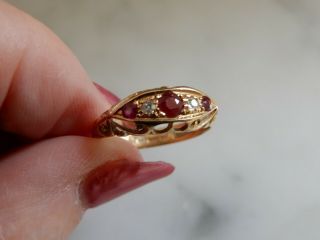 A 18 CT GOLD ANTIQUE ART DECO RUBY AND DIAMOND FIVE STONE RING 7