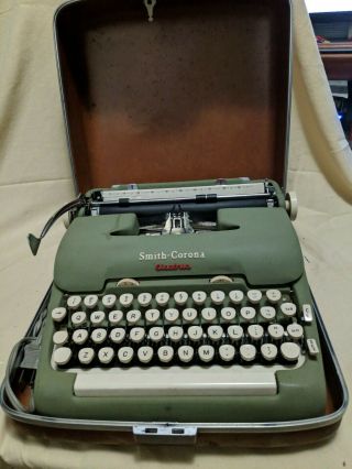 Vintage 1950s Smith Corona 5te - Portable Electric Typewriter - Green Case & Key