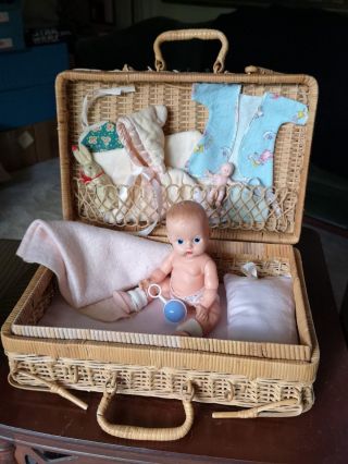 Vintage Vogue Ginnette Painted Eye Doll Gift Set in Wicker Basket 2