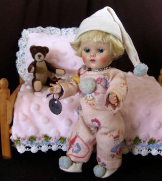 Vintage Hard Plastic Strung Ginny Doll Wee Willie Winkie Made By Vogue In 51/52