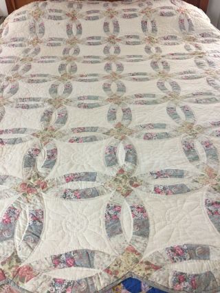 VINTAGE HAND CRAFTED DOUBLE WEDDING RING QUILT 63 