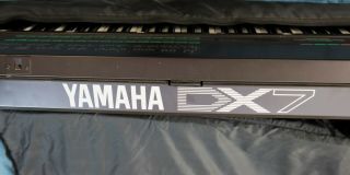 Vintage 1980 ' s Yamaha DX - 7 61 Keys Analog Keyboard Synthesizer - Black 5