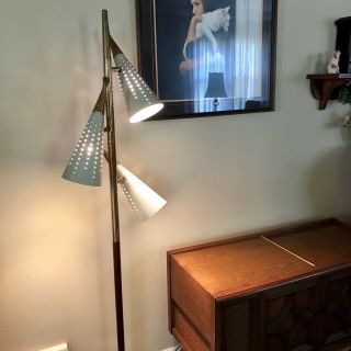 Mid Century Modern 3 - Shade Floor Lamp VTG 1950 ' S POLE Perforated Cones 5