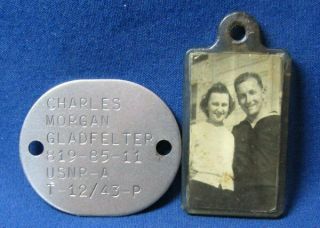 Wwii 1943 Navy Naval Dog Tag T - 12/43 And Dog Tag Photo Pendant