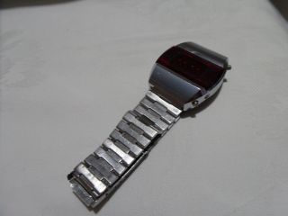 vintage Pulsar Elektronika 1 First Russian USSR Digital Red LED Wrist Watch 2105 2