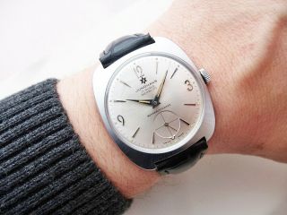 Fantastic Rare Nos German Junghans Wehrmachtswerk Vintage Wristwatch 1960 