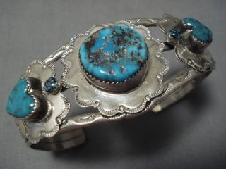 Superlative Vintage Navajo Turquoise Sterling Silver Native American Bracelet