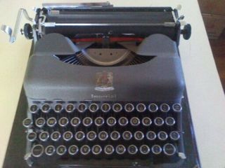 Rare Find Vintage Imperial Typewriter Good Companian 3 Model T 50s In Case