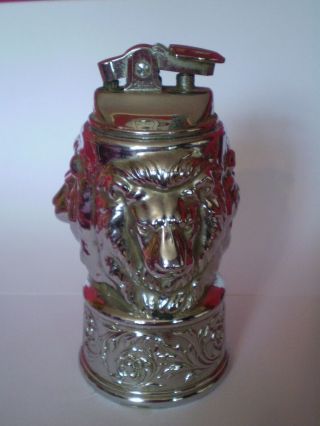 Stunning Vintage Three Lions Head Silver Plated Table Lighter