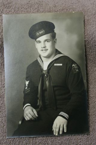 Great Ww2 Studio Photograph Of An U.  S.  Navy Amphibious Cmd Sailor