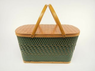 1970s Vintage Green Woven Wicker Traditional Wooden Picnic Basket