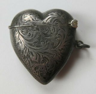 Antique British Sterling Silver Heart - Shaped Vesta Case c.  1909 2