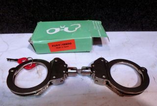 Vintage Grillete Handcuffs Model Fury - 15900 W/ Keys Spain