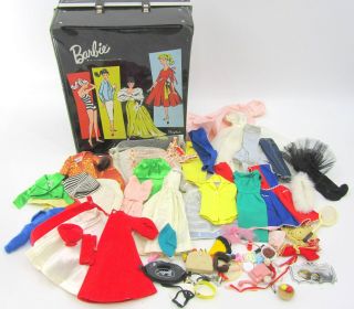 Vintage 1961 Barbie Case With Clothes And Accessories