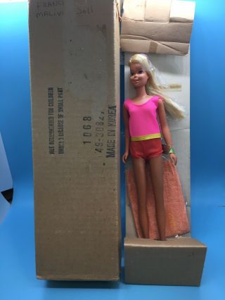 1971 Malibu Francie Mod Vintage Barbie Doll Cousin In Shipper Box Wrist Tag