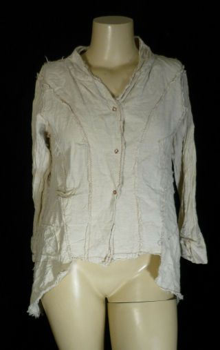 MAGNOLIA PEARL - ANTIQUE WHITE W/ RED JACKET NANNY MCPHEE 7