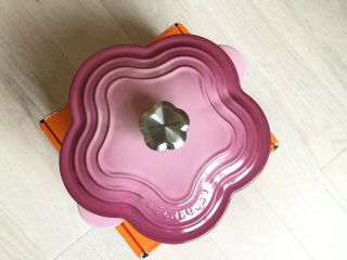 Very Rare Le Creuset Flower Cocotte Pink Berry Limited Flower Knob