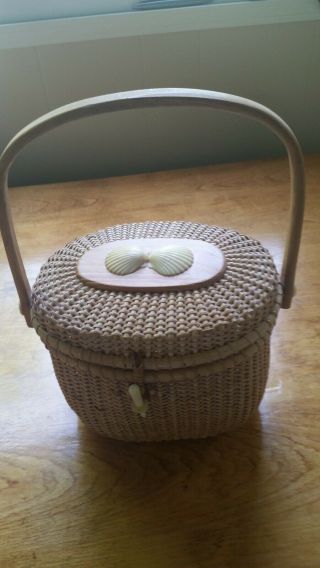Vintage Nantucket Lightship Basket Purse Seashell Top And Sides