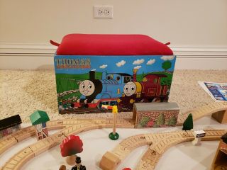 Thomas wooden Railway Rare Magic Railroad 100 Piece Movie Set Please Read 9