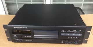 Vtg Rack Mount Tascam Da - 20 Mkii Stereo Dat Digital Audio Tape Player Recorder