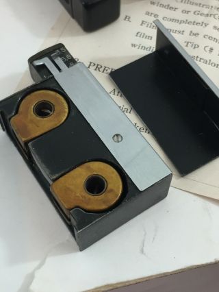 Vintage ECHO 8 Subminiature Spy Camera & Pocket Lighter Combination 9