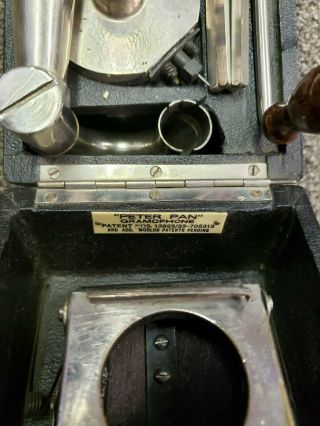 Vintage Peter Pan gramophone with Telescopic metal horn 3