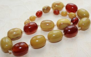Vintage Marbled Large Bakelite Cherry Amber Olve Color Necklace 89 g 19.  5 
