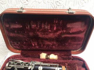 Vintage Buffet Crampon Paris Clarinet In Case 3