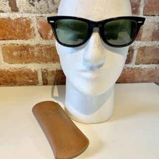 Vintage 1960’s Ray - Ban Wayfarer B&l 5022 Black Bausch Lomb Sunglasses W Case