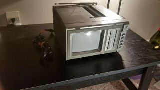 Vintage General Electric (7 - 7650b) Portable Tv/am - Fm Radio -