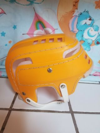 RARE Vintage Yellow Cooper SK100 Hockey Helmet Hurling Skateboard Canada 4