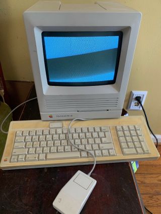 Vintage Apple Macintosh Se/30 All In One Pc M5119 With Software
