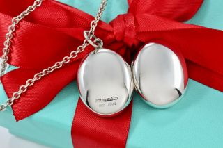 Rare Tiffany & Co.  Silver Large Oval Locket Pendant 16 " Chain Necklace Boxed