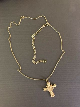 CHAIN NECKLACE PENDANT CROSS with COCO CHANEL CC LOGO VINTAGE 4