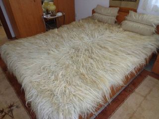 Vintage Hand Wooven Wool Blanket Rug " Halishte " Sheep Wool 238 Cm X 155 Cm