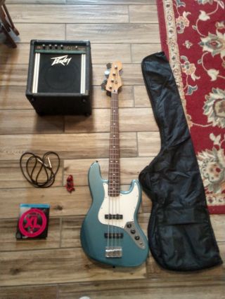 1995 Fender Jazz Bass W/ Vintage Amp