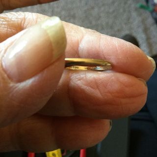 Vintage 10K Black Hills Gold 3 Diamond Ring Size 5.  5 Natural Diamonds 10