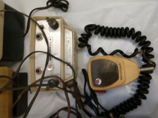 Vintage Motorola Mocom 70 FM Radio Control Head/Speakers/Mic - Police/Fire Radio 2