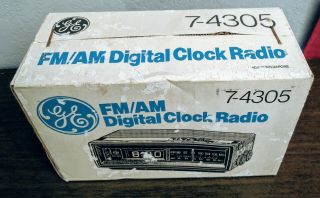 - Vintage Ge Am/fm Digital Flip Clock Radio Model 7 - 4305
