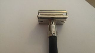 RARE VINTAGE 1960 ' s GILLETTE ADJUSTABLE 1 - 9 SAFETY RAZOR 6