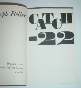 Joseph Heller - CATCH - 22 - UK 1st 1962 with Promo Card Rare 7
