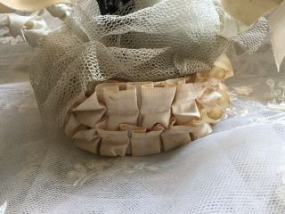 Antique Vtg Heart Shape 1930 - 40 ' s wedding bridal cake topper satin ribbon tulle 3