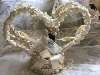 Antique Vtg Heart Shape 1930 - 40 ' s wedding bridal cake topper satin ribbon tulle 7