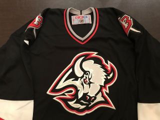 1996 - 2006 Buffalo Sabres Goat Head Vintage CCM NHL Hockey Jersey Sz L NWT 2