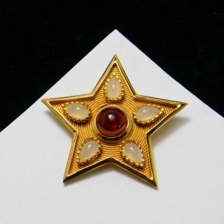 Vintage Crown Trifari Star Brooch Red & Opaque White Jelly Cabochons Trifarium