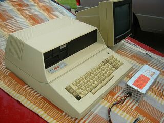 RARE VINTAGE FRANKLIN ACE 1000 Plus COMPUTER & FRANKLIN MONITOR 4