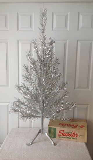 Vtg Aluminum Star Brand " The Sparkler " Christmas Tree 4 1/2 Foot Box Complete